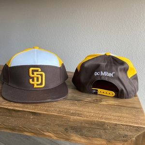 2 San Diego Padres hats